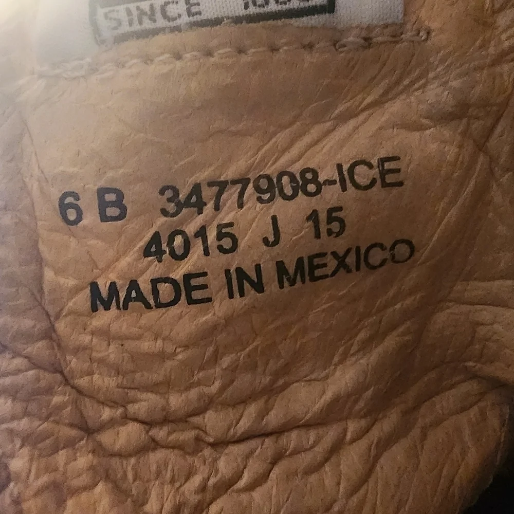 Frye melissa button